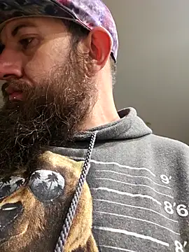 Snapshot of StruggleSnuggles chatting on November 2025 01:30:02 AM StruggleSnuggles online show from November 2025 01:30:02 AM