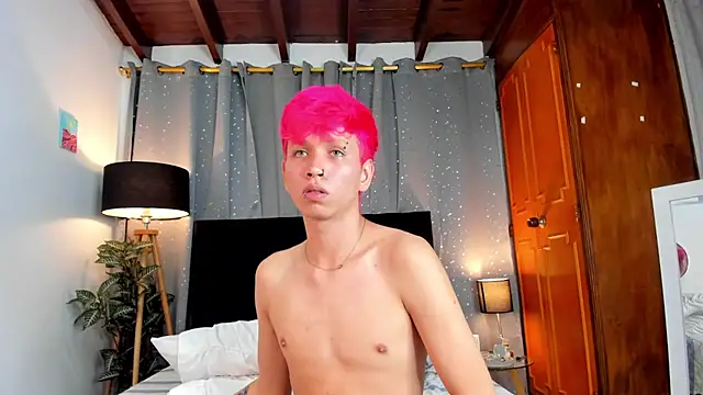 Snapshot of Brian-Ausslos chatting on March 2025 07:41:01 AM Brian-Ausslos online show from March 2025 07:41:01 AM