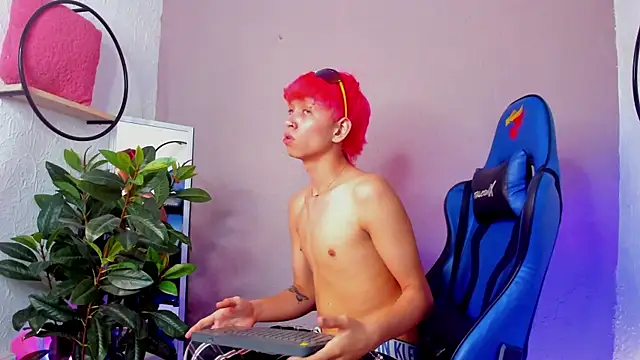 Snapshot of Brian-Ausslos chatting on March 2025 01:28:01 AM Brian-Ausslos online show from March 2025 01:28:01 AM