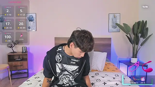 Snapshot of Brian-Ausslos chatting on November 2025 04:55:01 AM Brian-Ausslos online show from November 2025 04:55:01 AM