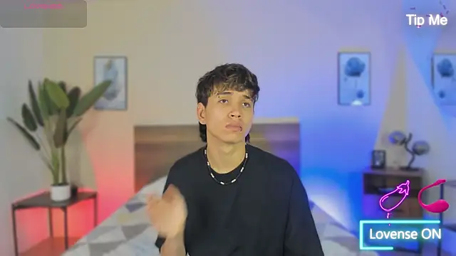 Snapshot of Brian-Ausslos chatting on November 2025 04:37:02 AM Brian-Ausslos online show from November 2025 04:37:02 AM