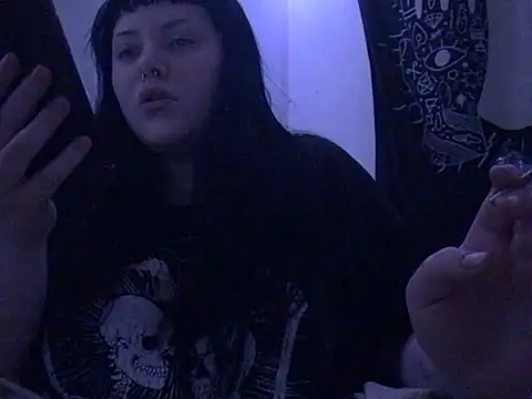 Snapshot of Gothicsiren chatting on January 2025 03:09:01 AM Gothicsiren online show from January 2025 03:09:01 AM