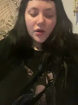 Snapshot of Gothicsiren chatting on February 2025 12:36:02 PM Gothicsiren online show from February 2025 12:36:02 PM