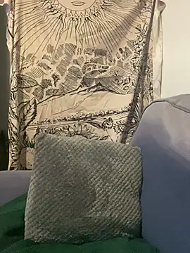 Snapshot of Gothicsiren chatting on February 2025 12:28:01 PM Gothicsiren online show from February 2025 12:28:01 PM