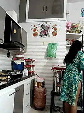 Best-Couple online show from October 2025 02:42:02 AM