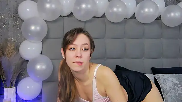 TheEmma online show from February 2025 11:14:02 AM