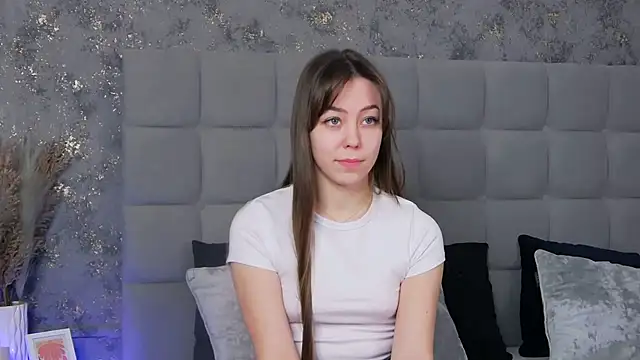 TheEmma online show from February 2025 09:42:02 AM