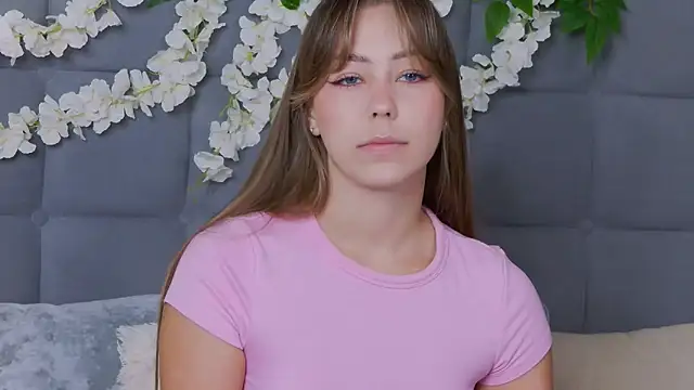 TheEmma online show from November 2025 08:15:01 AM