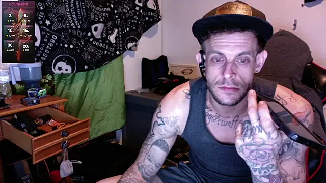 JamesMichael88 online show from March 2025 06:52:01 PM