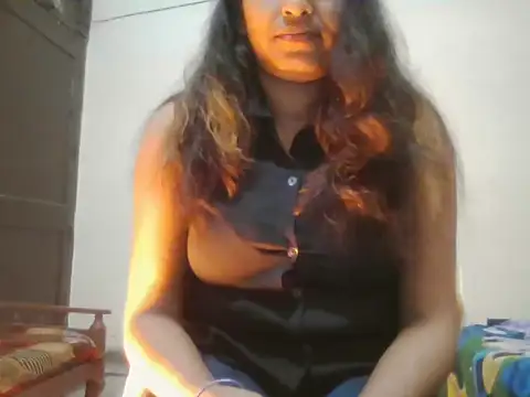 Snapshot of Hot-shanvi chatting on February 2025 03:45:01 AM Hot-shanvi online show from February 2025 03:45:01 AM