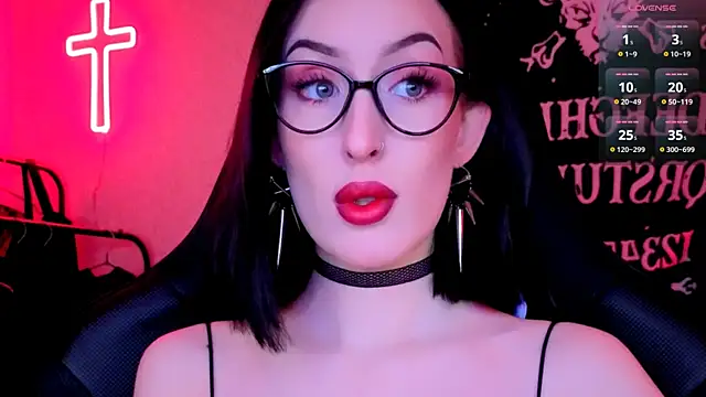 Miss Alice   online show from April 2026 12:47:01 AM