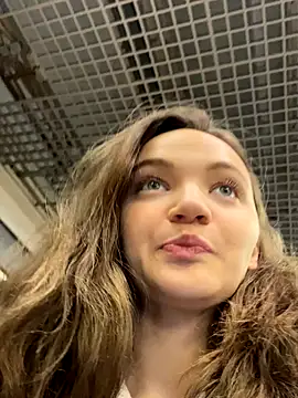 TheYourL online show from December 2025 05:09:01 PM