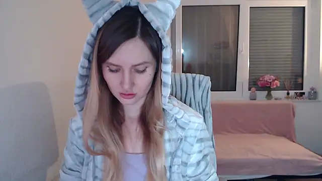 Snapshot of florianikaa chatting on January 2025 11:28:01 PM florianikaa online show from January 2025 11:28:01 PM