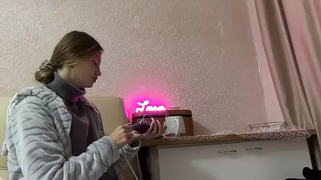 Snapshot of florianikaa chatting on October 2025 08:42:01 PM florianikaa online show from October 2025 08:42:01 PM