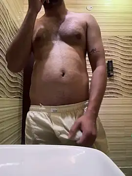 Snapshot of skyisthelimit12 chatting on March 2025 02:36:02 AM skyisthelimit12 online show from March 2025 02:36:02 AM