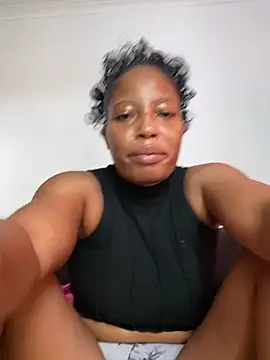 Snapshot of Thando04 chatting on January 2026 10:32:01 AM Thando04 online show from January 2026 10:32:01 AM