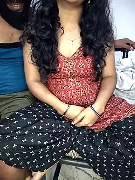 lovelygirl4567 online show from February 2026 05:00:02 PM