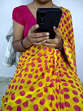 lovelygirl4567 online show from February 2026 05:17:01 AM