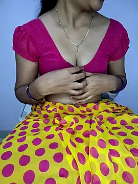 lovelygirl4567 online show from February 2026 05:23:02 PM