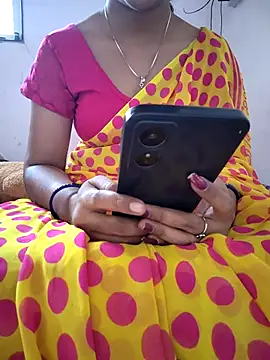 lovelygirl4567 online show from April 2026 07:09:02 AM