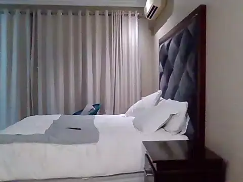 Snapshot of BigBootyKandy15 chatting on January 2025 07:17:01 PM BigBootyKandy15 online show from January 2025 07:17:01 PM