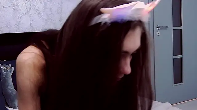 SamaraSinn online show from October 2025 04:31:01 AM