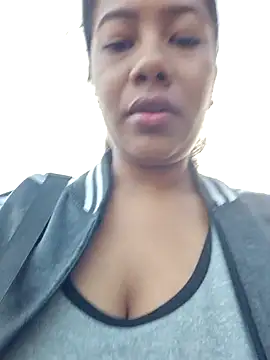 Snapshot of PaulaOrtiz_1 chatting on December 2025 11:19:01 AM PaulaOrtiz 1 online show from December 2025 11:19:01 AM