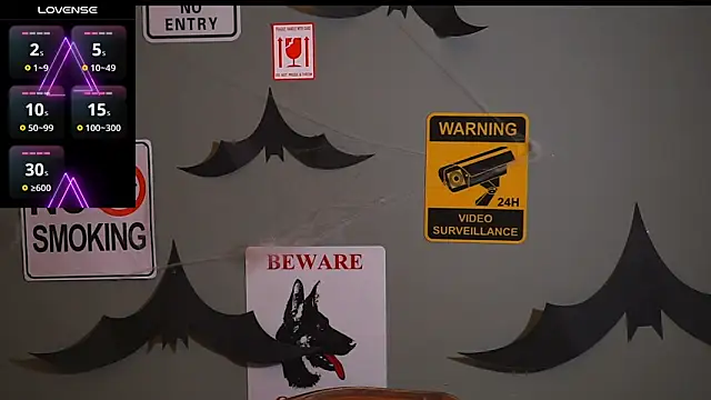 Snapshot of HairyRobxxx chatting on October 2025 06:28:02 PM HairyRobxxx online show from October 2025 06:28:02 PM