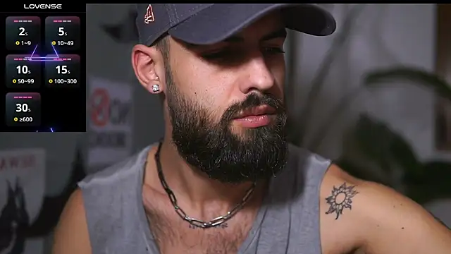 Snapshot of HairyRobxxx chatting on October 2025 04:31:01 PM HairyRobxxx online show from October 2025 04:31:01 PM