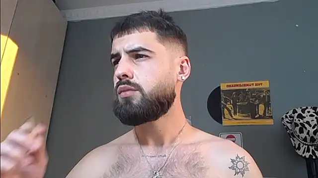 HairyRobxxx online show from March 2026 03:53:01 PM