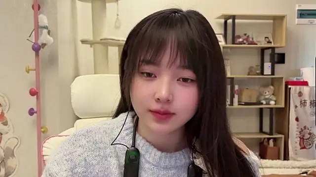 Chenjing0 online show from February 2026 04:42:02 AM