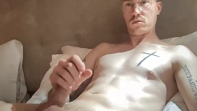 Snapshot of long_1313 chatting on October 2025 09:08:01 AM long 1313 online show from October 2025 09:08:01 AM