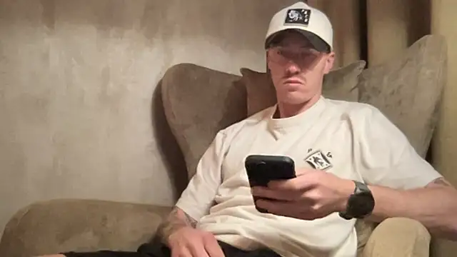 Snapshot of long_1313 chatting on November 2025 09:33:02 AM long 1313 online show from November 2025 09:33:02 AM