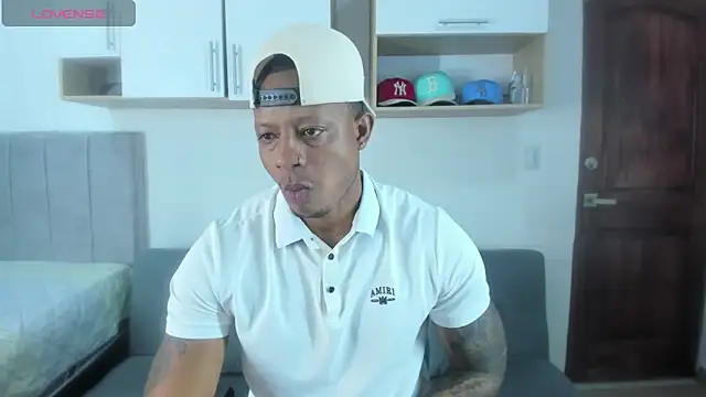 Snapshot of Josep_Ston chatting on September 2025 02:26:02 AM Josep Ston online show from September 2025 02:26:02 AM