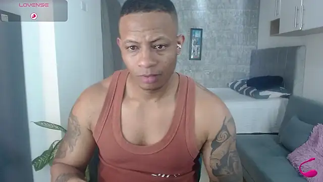 Snapshot of Josep_Ston chatting on November 2025 10:20:02 PM Josep Ston online show from November 2025 10:20:02 PM