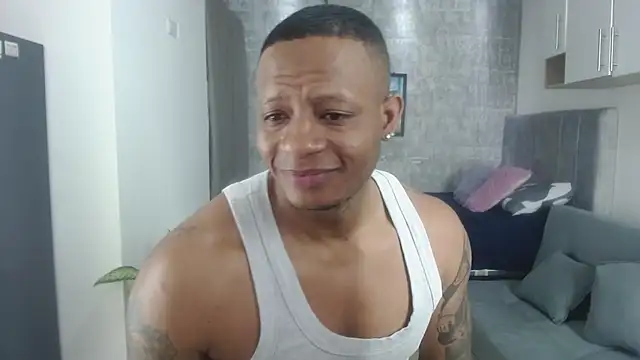 Snapshot of Josep_Ston chatting on November 2025 08:09:02 PM Josep Ston online show from November 2025 08:09:02 PM