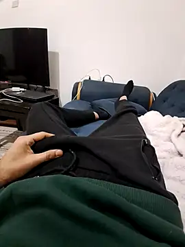 Snapshot of merty2233 chatting on January 2025 02:41:01 PM merty2233 online show from January 2025 02:41:01 PM