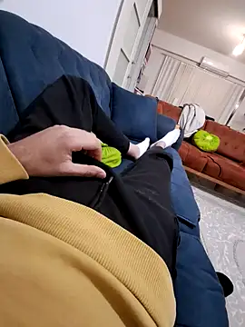 Snapshot of merty2233 chatting on January 2025 04:55:01 PM merty2233 online show from January 2025 04:55:01 PM