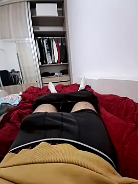 Snapshot of merty2233 chatting on January 2025 08:32:02 PM merty2233 online show from January 2025 08:32:02 PM