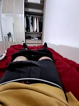 Snapshot of merty2233 chatting on January 2025 01:20:01 AM merty2233 online show from January 2025 01:20:01 AM