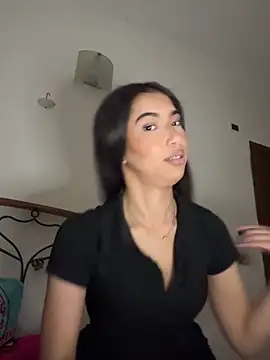 Snapshot of miaceleste chatting on March 2025 06:44:01 PM miaceleste online show from March 2025 06:44:01 PM