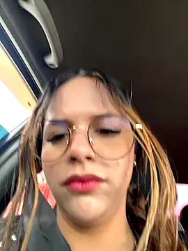 Snapshot of Amys chatting on November 2025 08:51:01 PM Amys online show from November 2025 08:51:01 PM