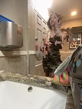 ParkerGYATT online show from April 2026 11:24:01 PM