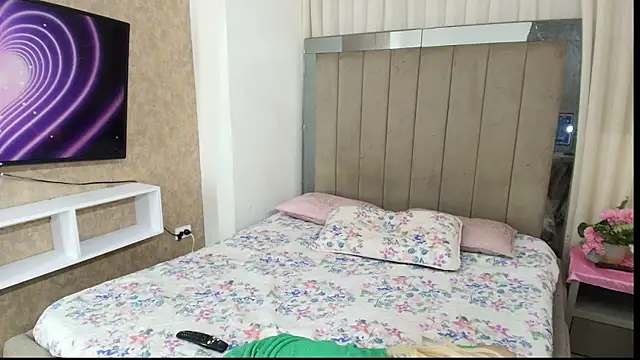 Snapshot of sexy_melany_xxx chatting on January 2026 05:46:02 AM sexy melany xxx online show from January 2026 05:46:02 AM