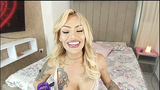 Snapshot of sexy_melany_xxx chatting on January 2026 02:33:01 PM sexy melany xxx online show from January 2026 02:33:01 PM