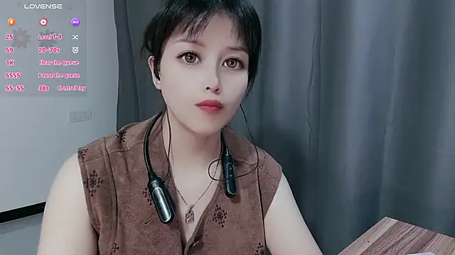 Lucky-xiuxiu online show from October 2025 01:14:01 PM