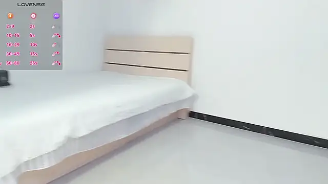 Lucky-xiuxiu online show from October 2025 02:18:02 PM