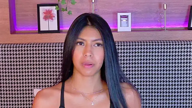 AbieHills online show from February 2025 07:03:01 PM