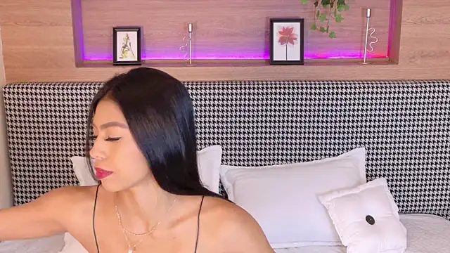 AbieHills online show from March 2025 11:38:02 AM