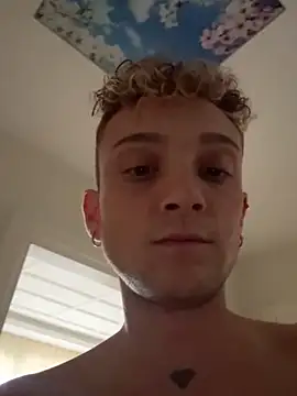 Snapshot of verici34 chatting on November 2025 01:00:02 PM verici34 online show from November 2025 01:00:02 PM